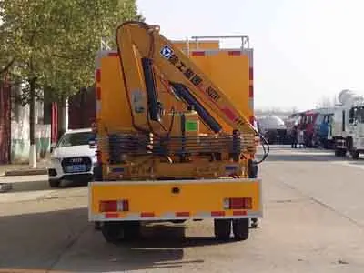 ISUZU 4X2 6 Wheel Maintenance Lorry Mobile Workshop Service Truck with 3.2tons Crane