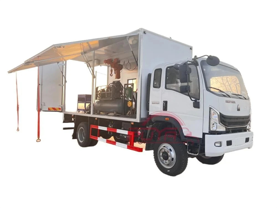 Sinotruk HOWO 4X4 Mining Construction Machine Repaire Workshop Trucks