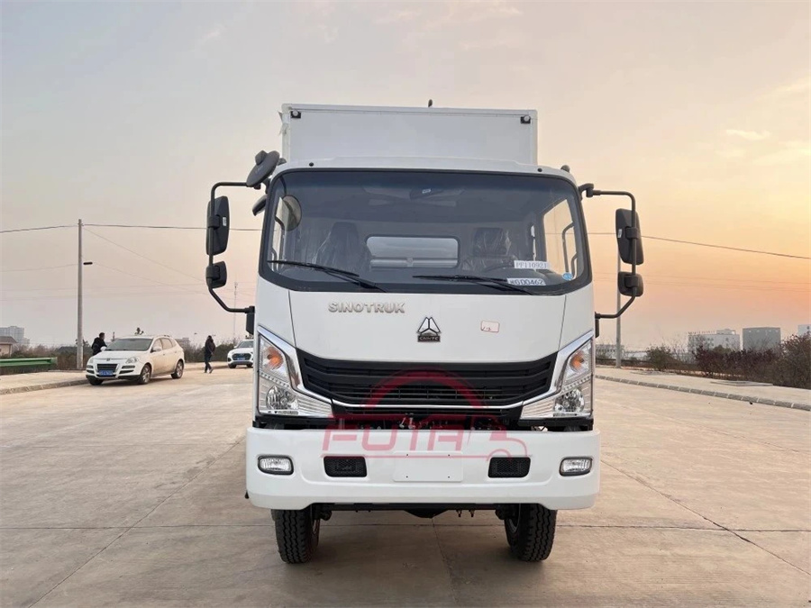Sinotruk HOWO 4X4 Mining Construction Machine Repaire Workshop Trucks