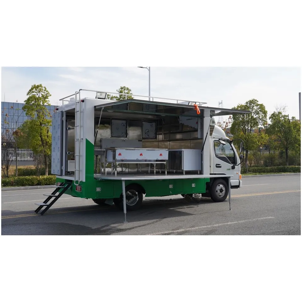 4X2 Wingspan Food Truck Mobile Kitchen Fast Food Cooking Truck