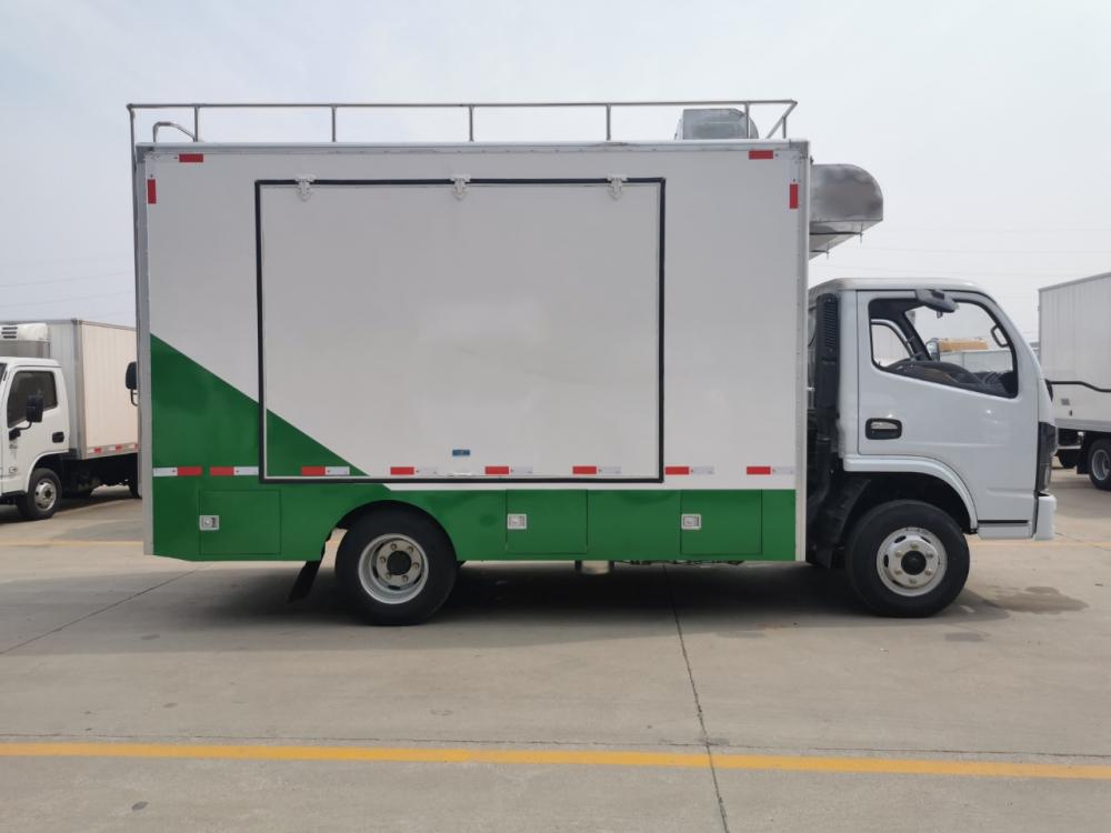 Dongfeng 4X2 Wingspan Food Truck Drive Fast Food Trucks
