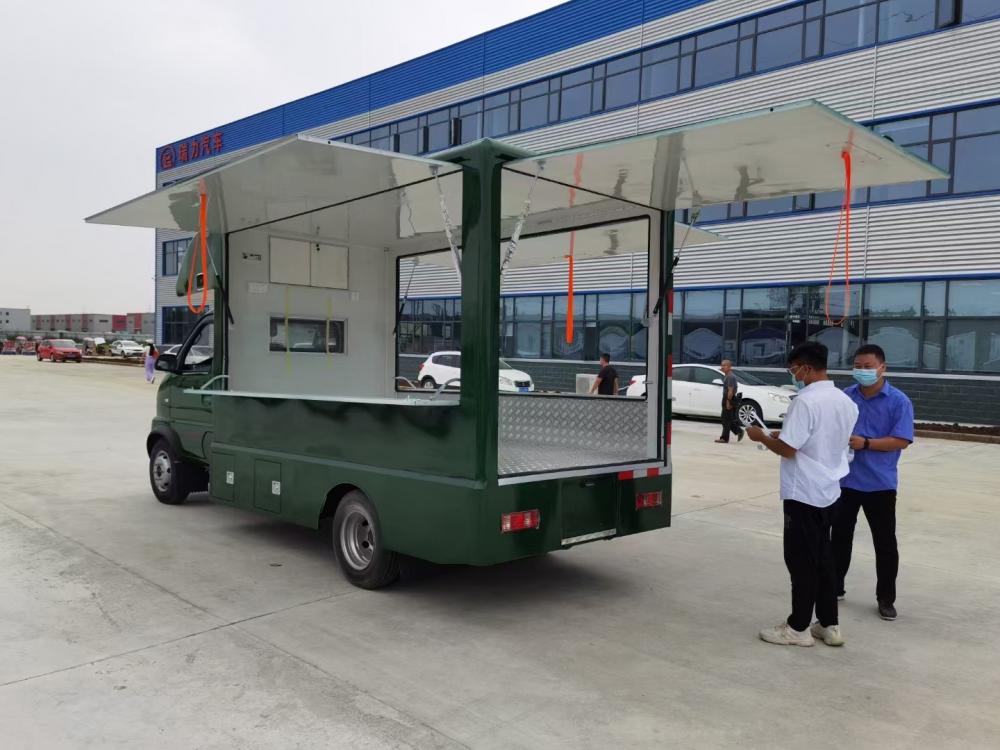 Rhd Mobile Foton Mini Gasoline Food Wagon 4X2