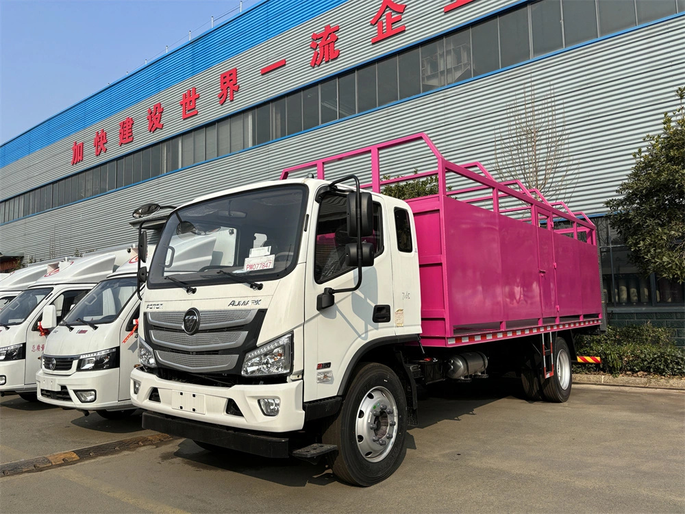 Foton 4X2 6 Wheels Cow Sheep Transportation Truck for Cow Sheep Animal Transportation