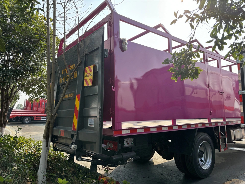 Foton 4X2 6 Wheels Cow Sheep Transportation Truck for Cow Sheep Animal Transportation