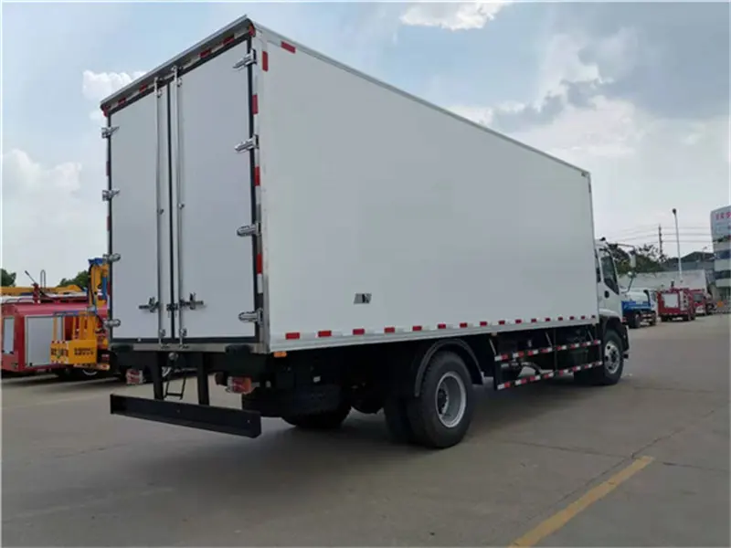 Isuzu FTR 4X2 15tons Refrigerated Van Truck