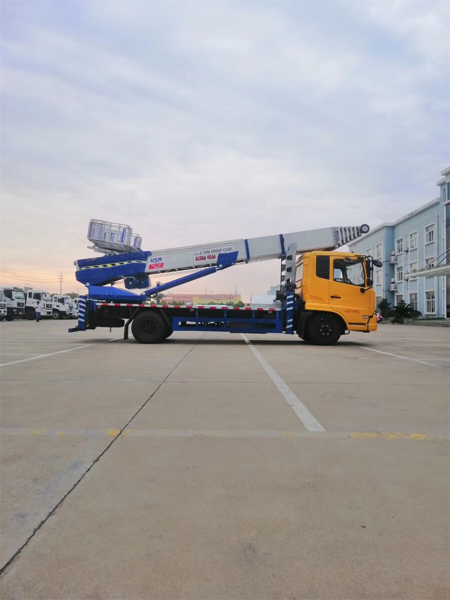 28 M Ladder Lift Truck
