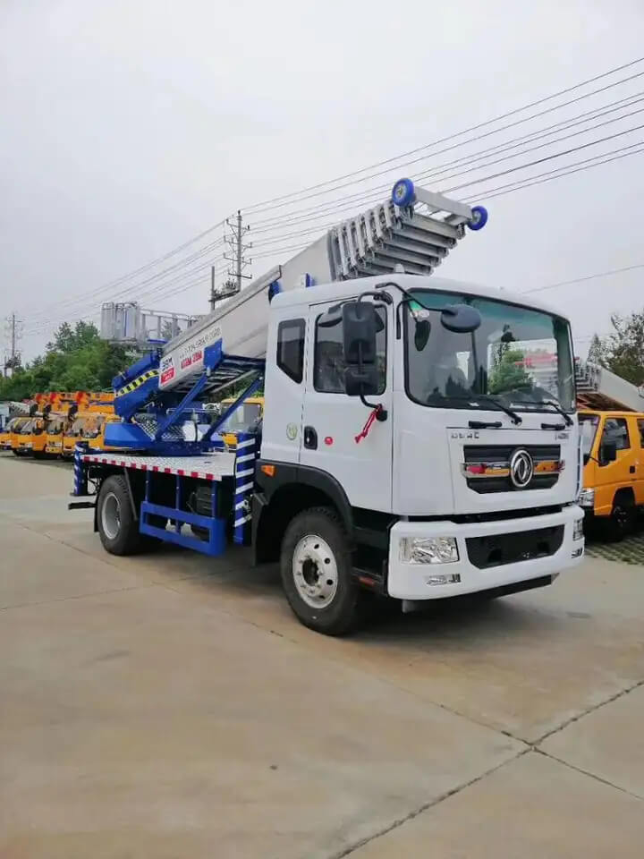 45m Ladder Lift Mounted On Dongfeng Truck