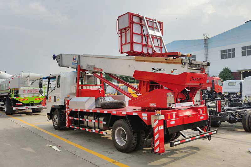 32 M Ladder Lift Mounted On HOWO Truck
