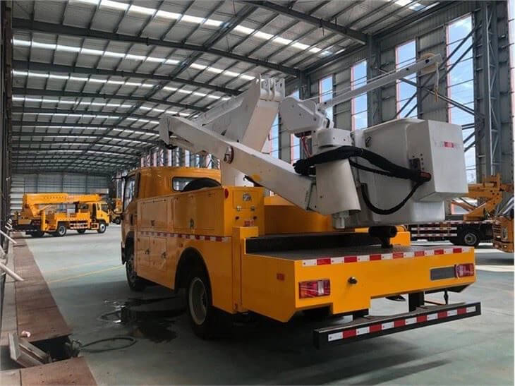 ISUZU 18m Insulated Telescopic Bucket Sky Lift Truck