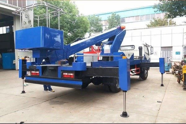 18M Telescopic Bucket Truck