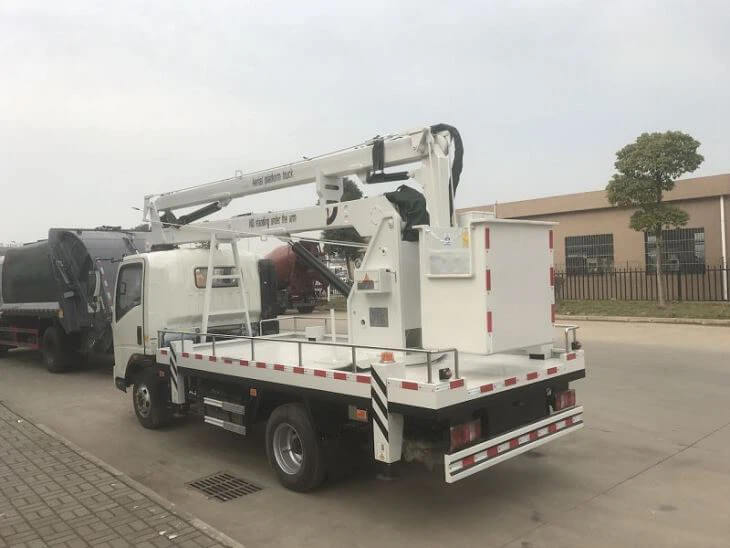 Howo 14 meters aerial platform truck