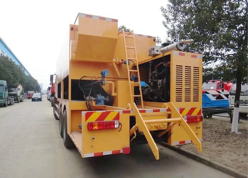 Sinotruck HOWO 6x4 10wheels Slurry Seal Coat Truck
