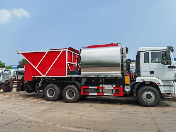 Shacman 6x4 10wheels Synchronous chip sealer asphalt gravel truck