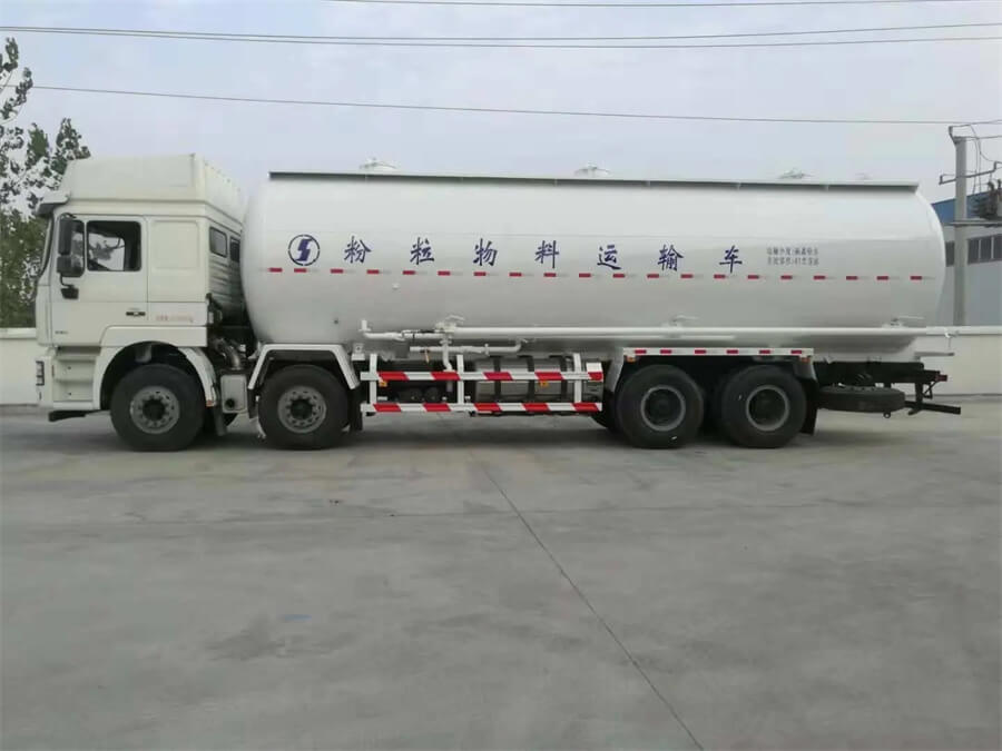 Shacman 8X4 40tons Bulk Cement Powder Truck