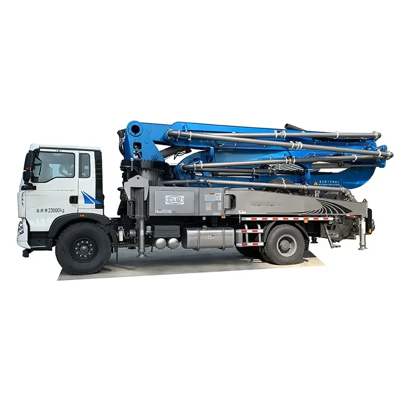 Sinotruk HOWO 4X2 37m Concrete Pump Truck