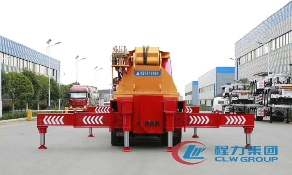 Sinotruk HOWO 10X4 14Wheels Truck 200Tons Truck Mounted Knuckle Crane