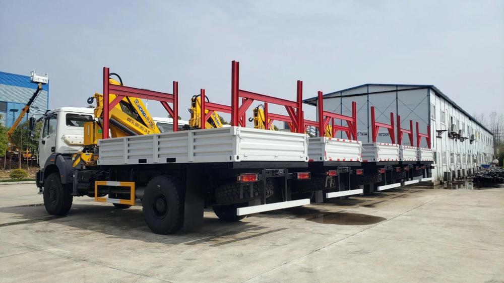 Beiben off Road Crane Truck 4X4 10ton Mobile Truck Knuckle Crane