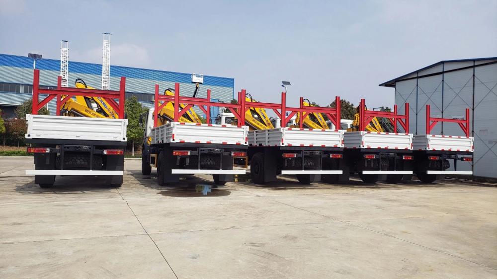Beiben off Road Crane Truck 4X4 10ton Mobile Truck Knuckle Crane