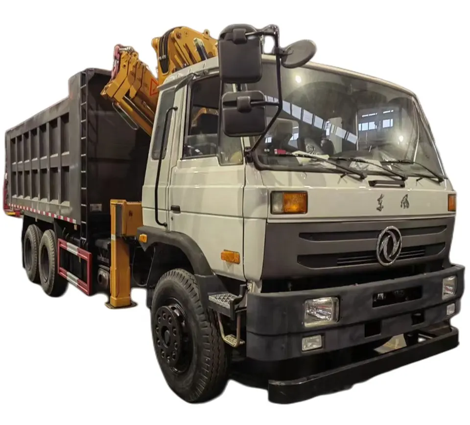Dongfeng Right Hand 4X2 Dump Truck with Xugong 8ton Knuckle Crane