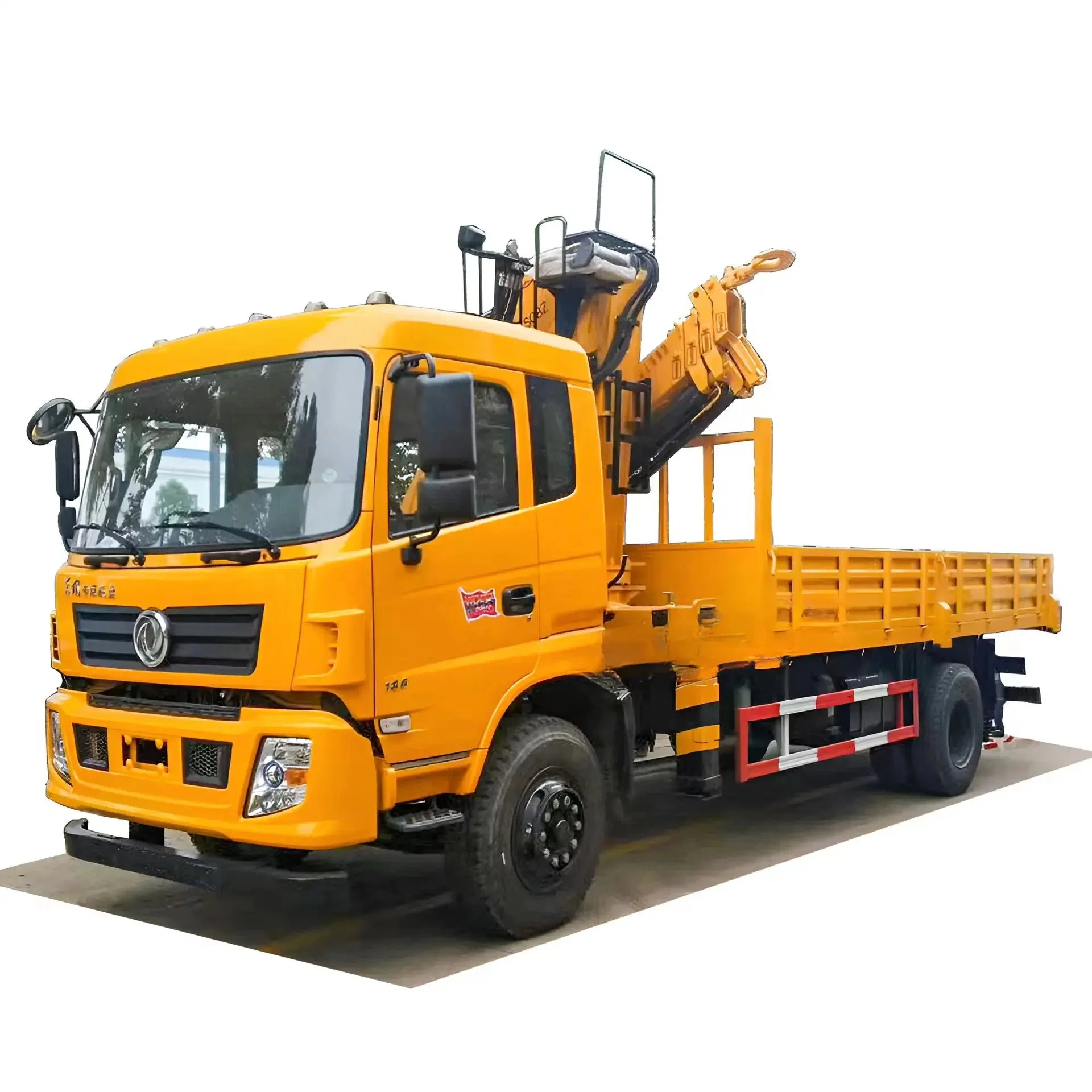 Dongfeng Right Hand 4X2 6 Wheels Cargo Truck with 8ton Mounted Folding Crane