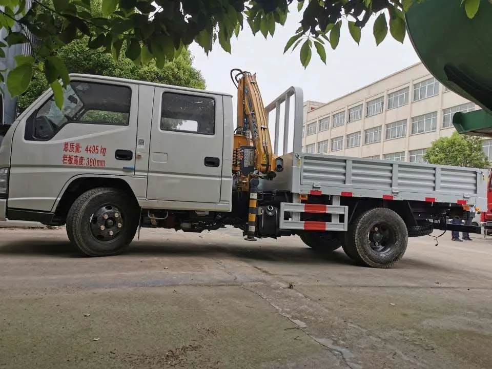 JMC Right Hand 4X2 3tons Crane Truck Knuckle Crane