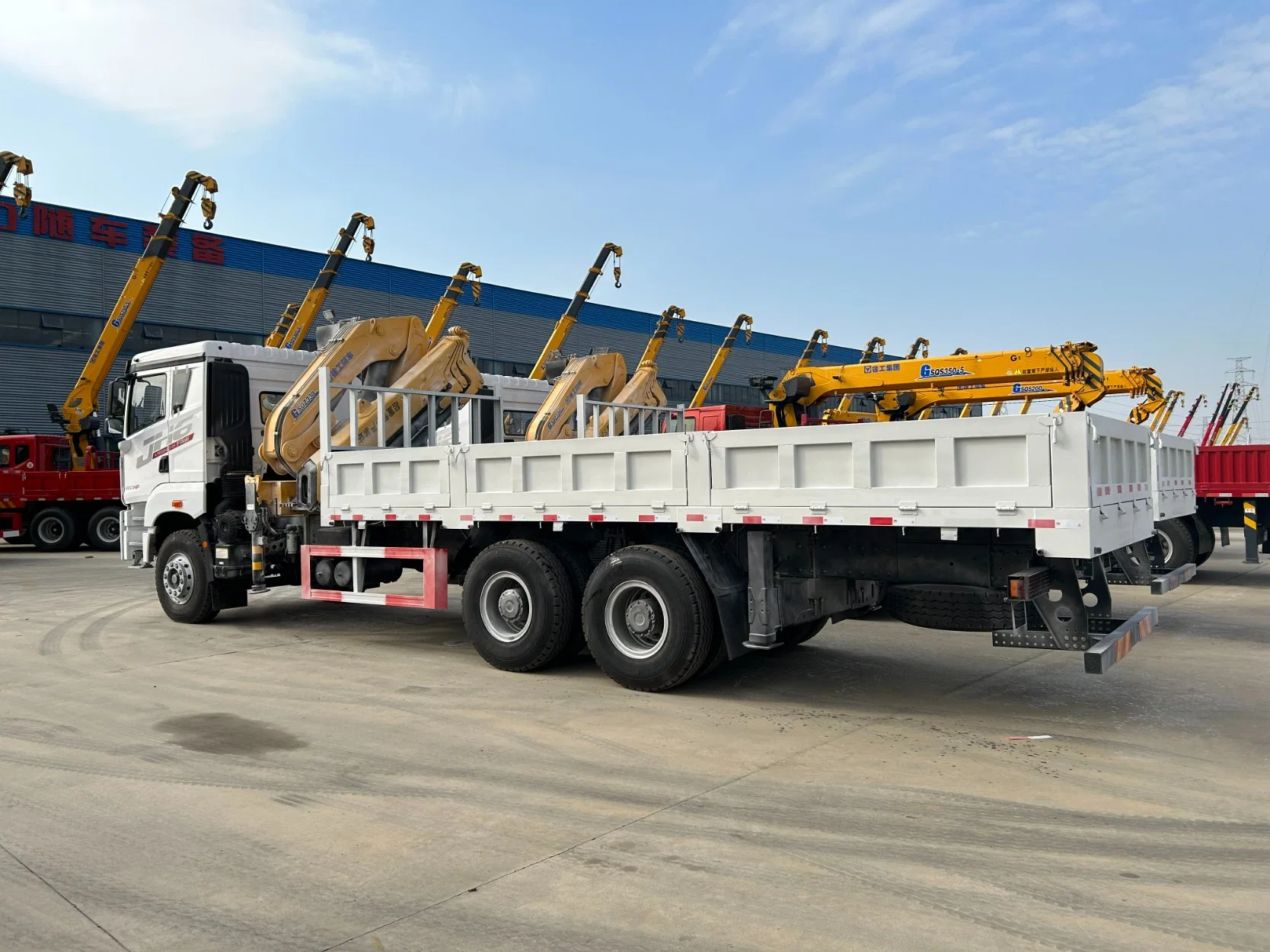 FAW Right Hand 6X4 10Wheels Cargo Truck with 14ton Knuckle Crane