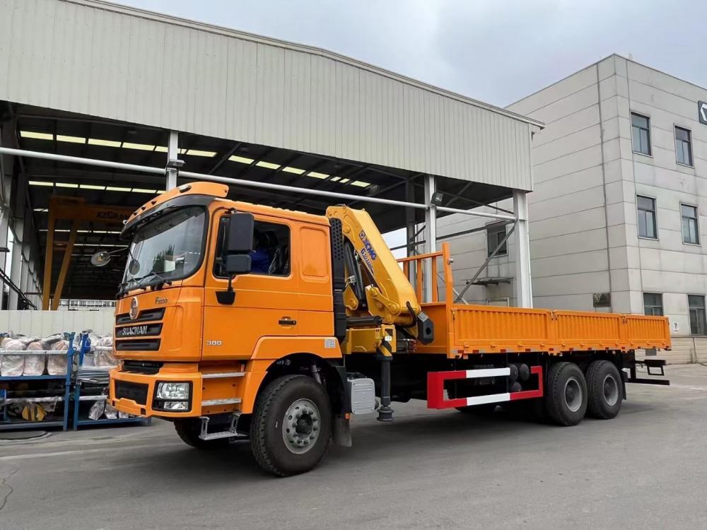 Shacman Knuckle Boom Truck 6X4 10Wheels with 16tons Knuckle Crane