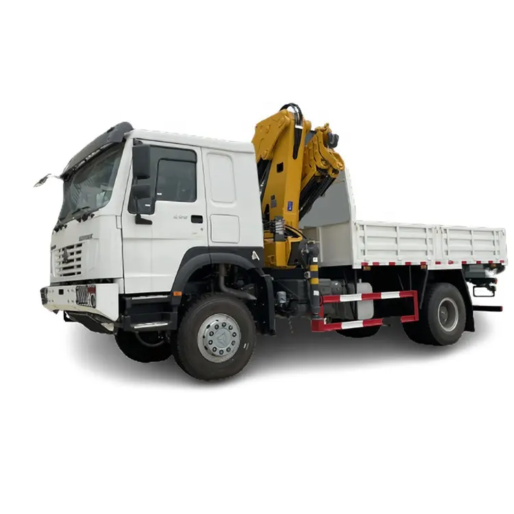 Sinotruk HOWO off Road Cargo Truck 4X4 with 10ton Knuckle Crane