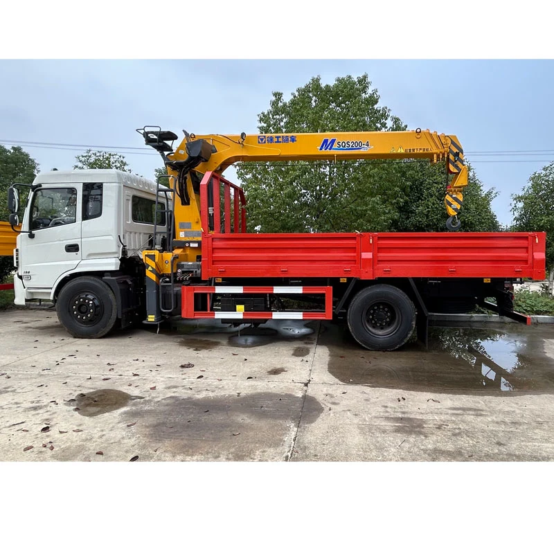 Dongfeng Right Hand 4X2 6 Wheels Cargo Truck with Xugong 8ton Straight Boom Crane