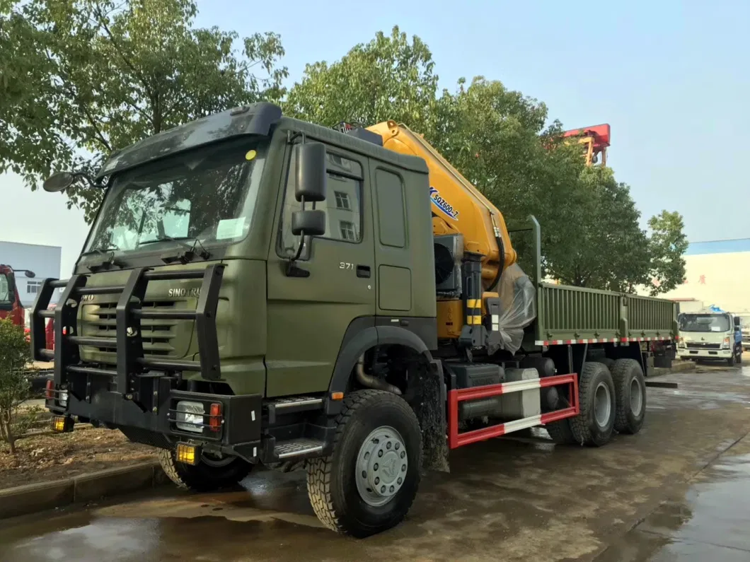 Sinotruk HOWO off Road Cargo Truck 6X6 with 12ton Knuckle Crane