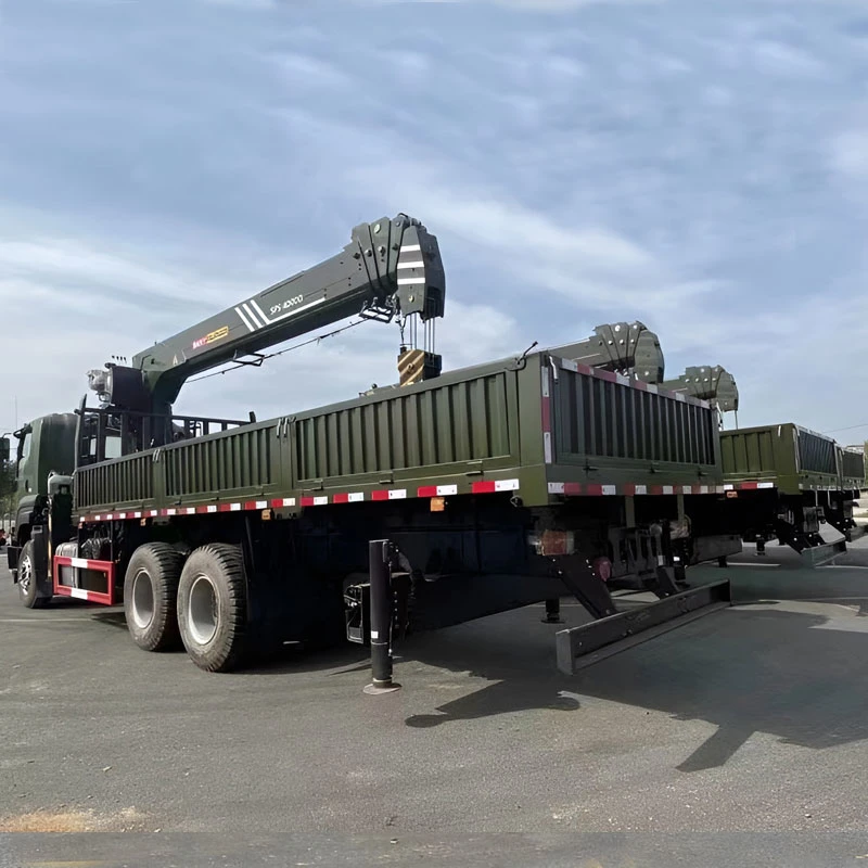 ISUZU GIGA Right Hand 6X4 10Wheels Cargo Truck with 20ton Straight Boom Crane for Mlitary