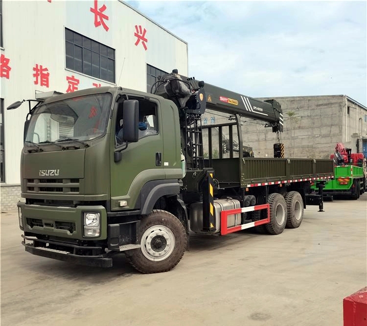 ISUZU GIGA Right Hand 6X4 10Wheels Cargo Truck with 20ton Straight Boom Crane for Mlitary