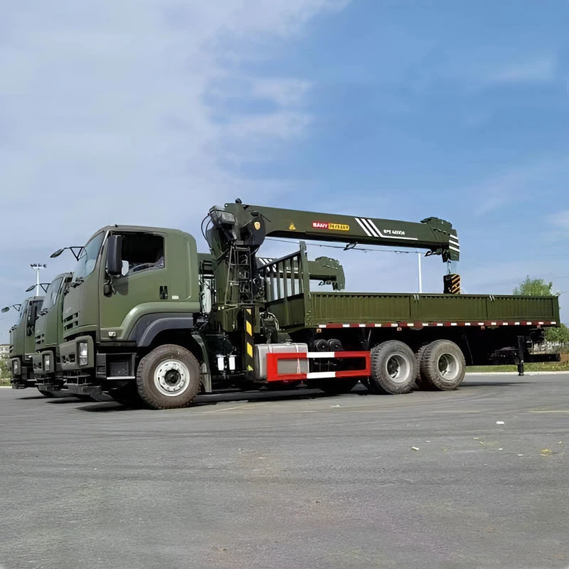 ISUZU GIGA Right Hand 6X4 10Wheels Cargo Truck with 20ton Straight Boom Crane for Mlitary