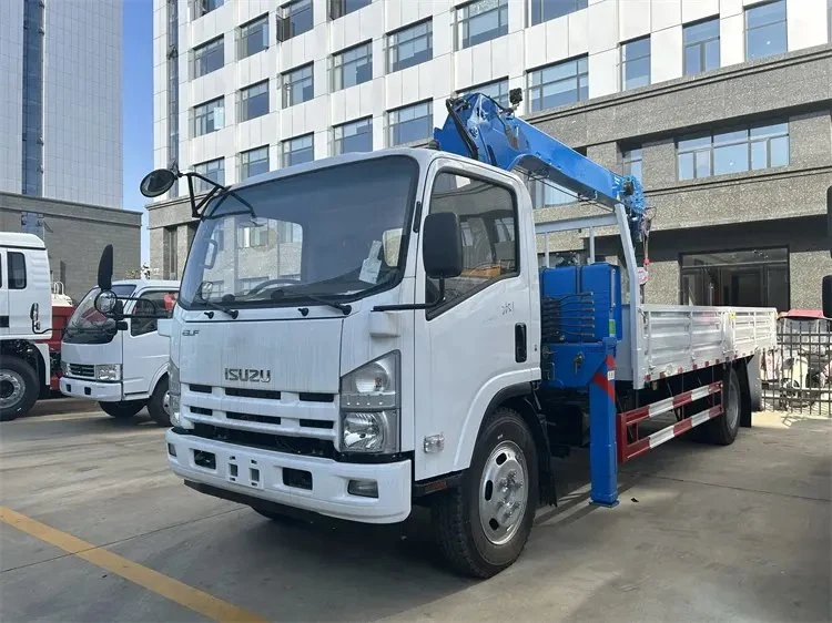 Isuzu Brand 4X2 6Wheels 3tons Crane Mounted on Cargo Truck Straight Arm Crane Truck