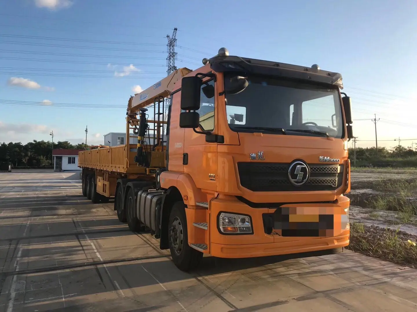 12tons 14tons Tractor Head 6X4 10Wheels Shacman Tractor Truck with Straight Boom Crane