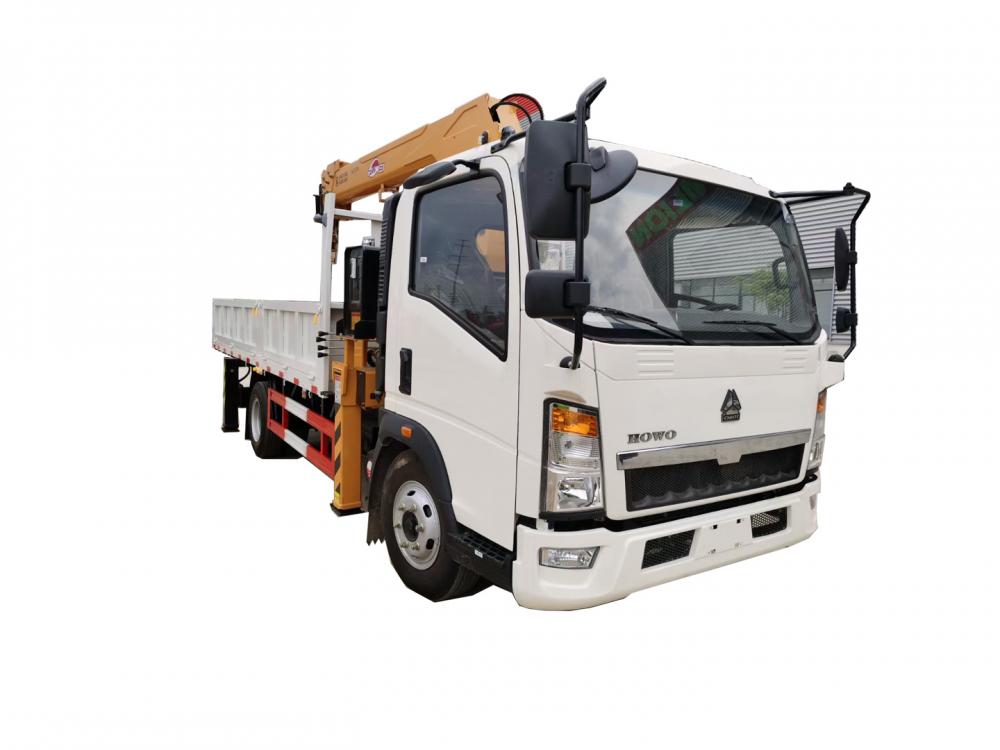 Sinotruck HOWO 4X2 6Wheels 3tons Crane Mounted on Cargo Truck Straight Arm Crane Truck