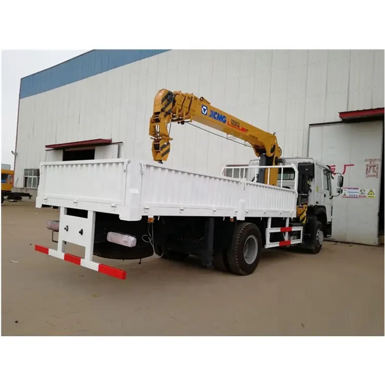 Sinotruck HOWO 4X2 6Wheels 10tons Crane Mounted on Cargo Truck Straight Arm Crane Truck