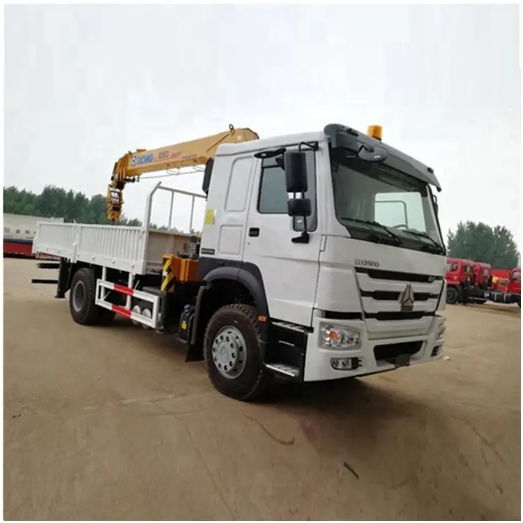 Sinotruck HOWO 4X2 6Wheels 10tons Crane Mounted on Cargo Truck Straight Arm Crane Truck