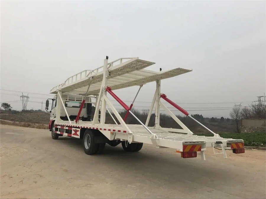 Dongfeng 4X2 Wheel Lift Flat Bed Car Hauler One Towing Four Car Carrier Road Recovery Rollback Tow Truck Flatbed Wrecker