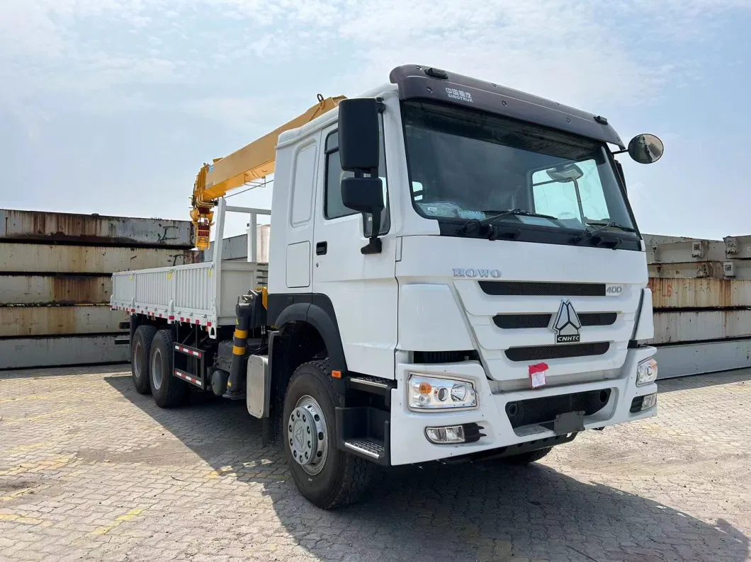 Sinotruck HOWO 6X4 Cargo Truck with 14ton Straight Boom Crane