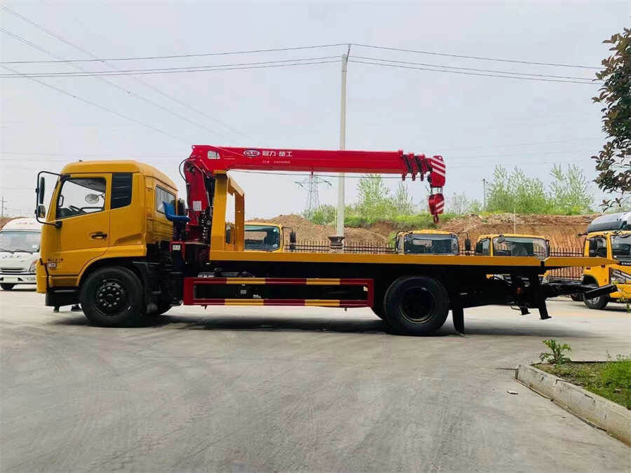 4x2 Dongfeng 10tons Rollback Flatbed Tow Truck With SANY Crane