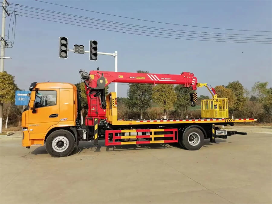 4x2 SHACMAN 6.3 Ton Car Carrier With Crane