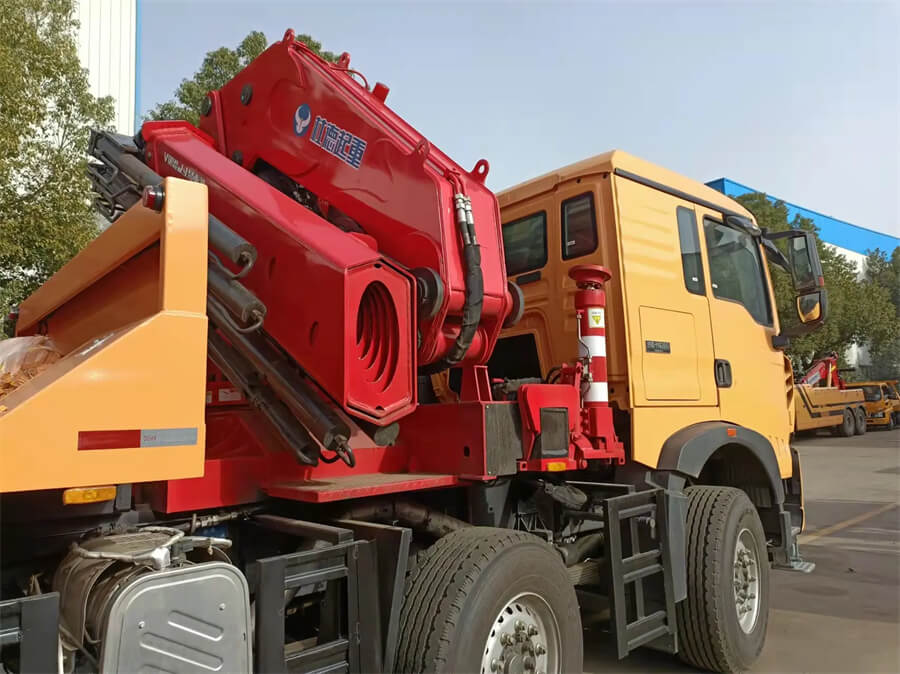 8x4 Sinotruk HOWO 16 Tons Flatbed Rollback Tow Truck