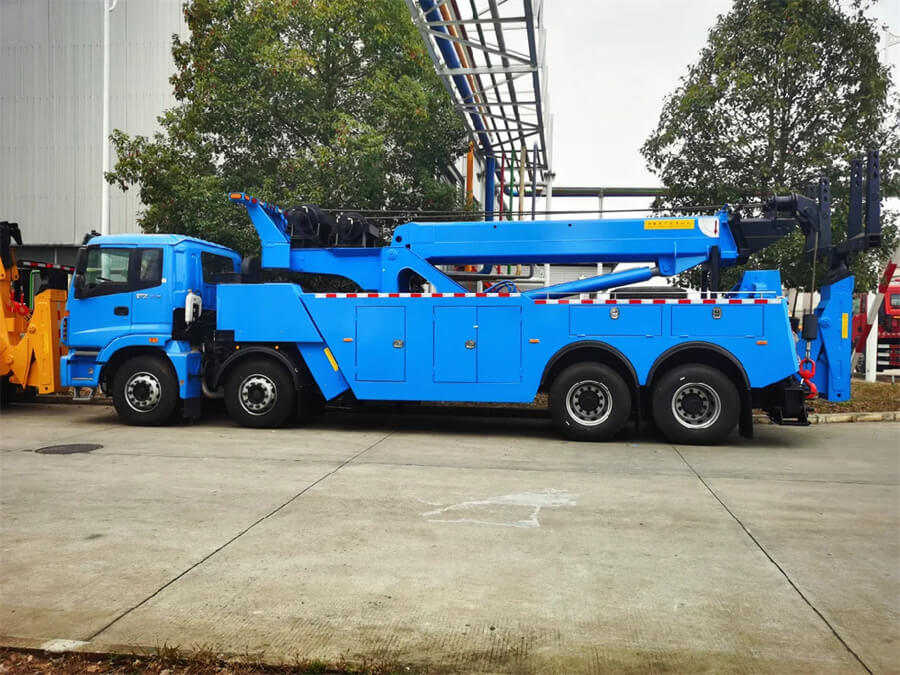Foton 8X4 30t 30ton 50t 50tons Towing Wrecker Truck with Telescopic Boom