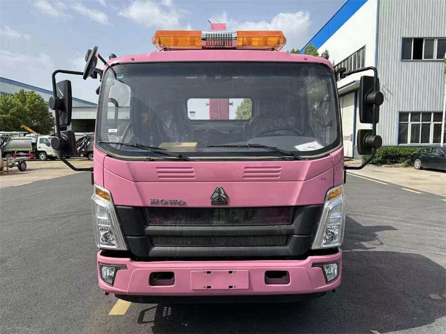 Sinotruk HOWO 4X2 Wrecker Towing Truck with 3ton Telescopic Boom Crane