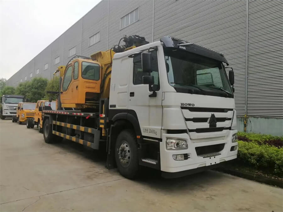Sinotruk HOWO 4x2 with Crane Road Wrecker with Crane