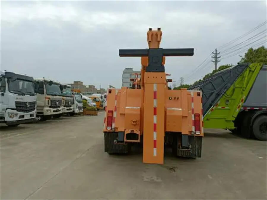 Sinotruk HOWO 6X4 30t 30ton 50t 50tons Towing Wrecker Truck with Telescopic Boom