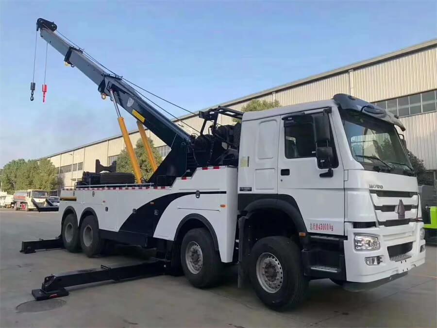 Sinotruk HOWO 8x4 360 Degree 50T 60T Heavy Duty 12 Wheel Road Wrecker Truck