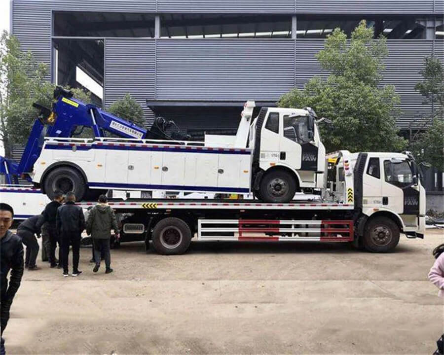 FAW 4X2 Road Rescue Emergency Recovery Wrecker Towing Truck
