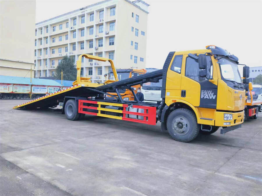 FAW 4X2 Road Rescue Emergency Recovery Wrecker Towing Truck